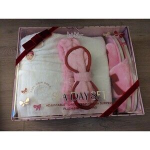 Nicole Miller New York Pink Girl Spa Gift Set Towel Headband - Open Box Unused